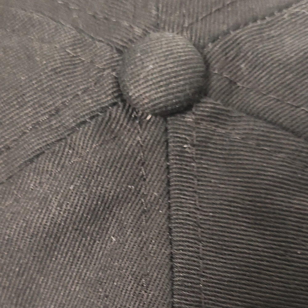 Perfect Cap for Use Daily - Picture 5 of 9